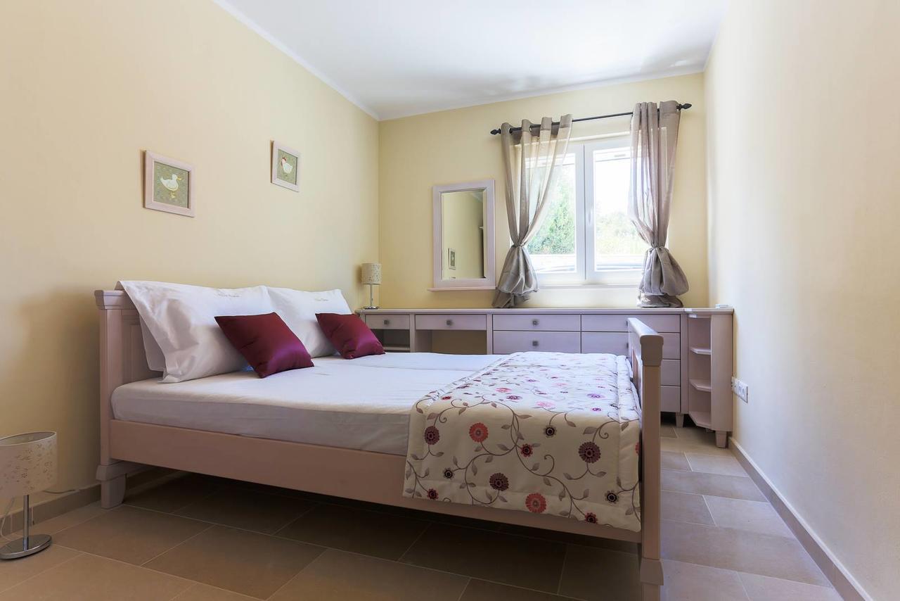 Villa Elena Sevid Extérieur photo